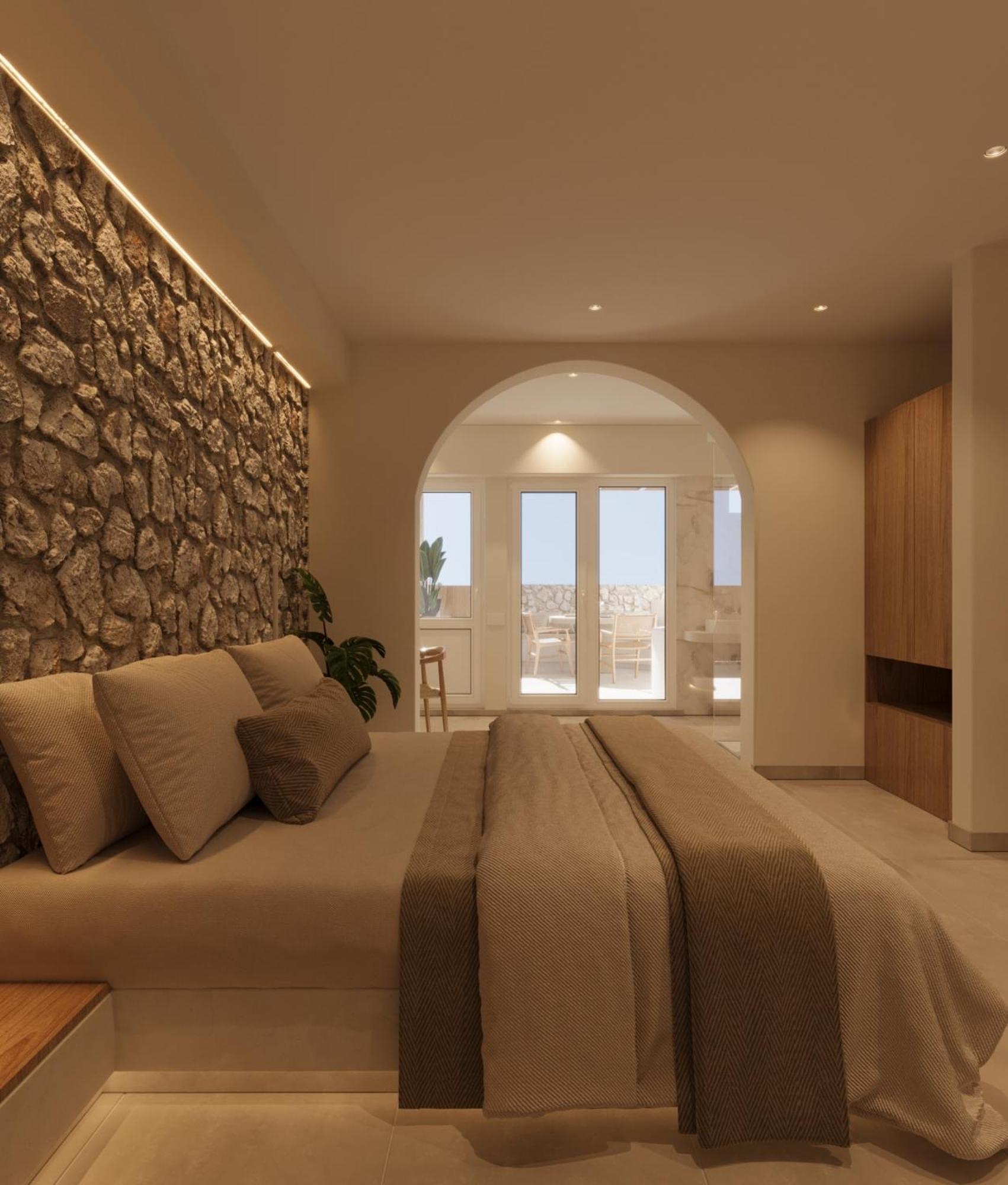 Tinas Plus Hotel